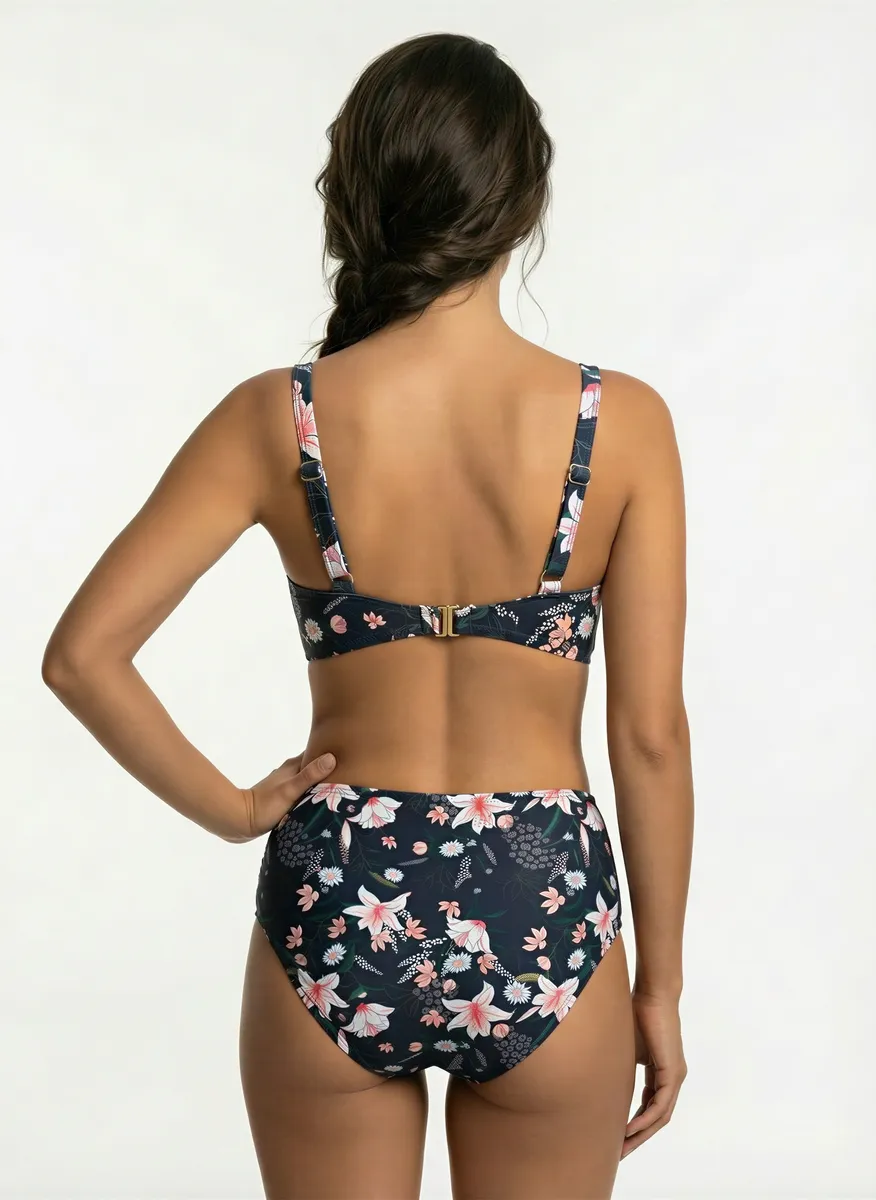 Bikini Trosa hög