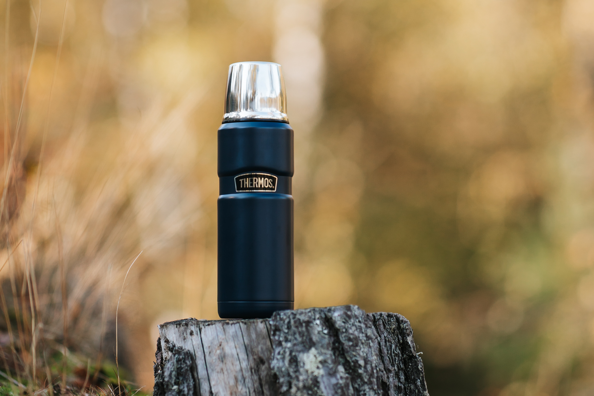 THERMOS King Flask 1.2L Matt Navyblå – detaljbild